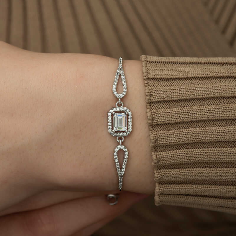 Gümüş Baget Bileklik – Bilekte Işıltı | 925 Ayar