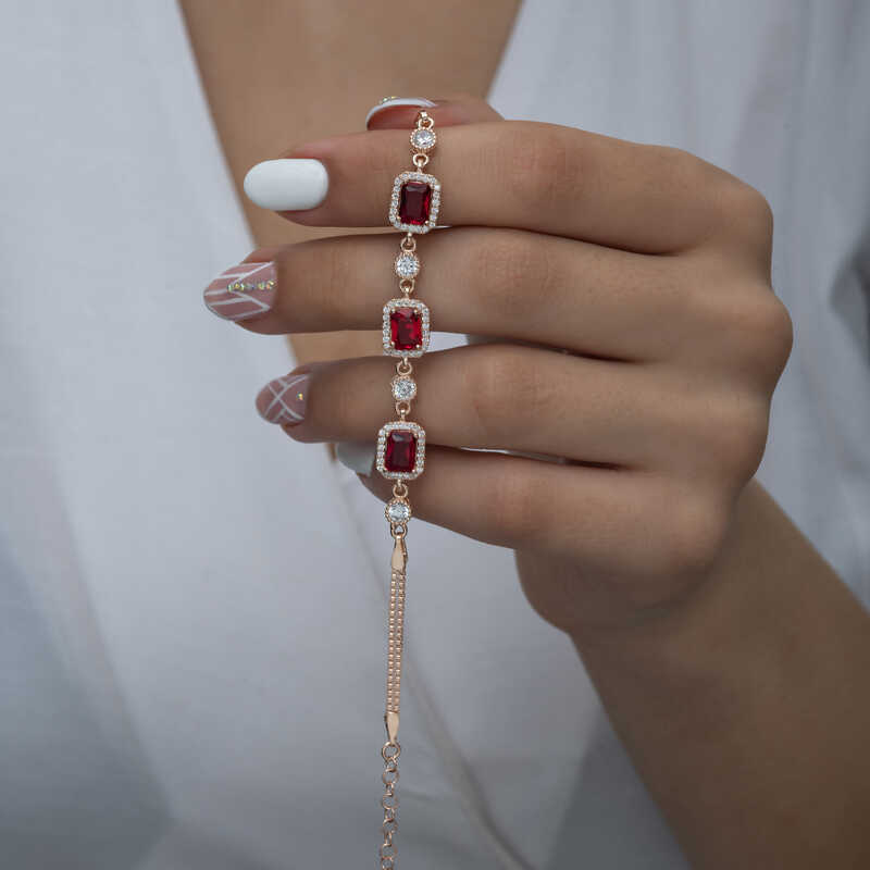 Gümüş Rose Baget Kırmızı Taşlı Kadın Bileklik-Gümüş