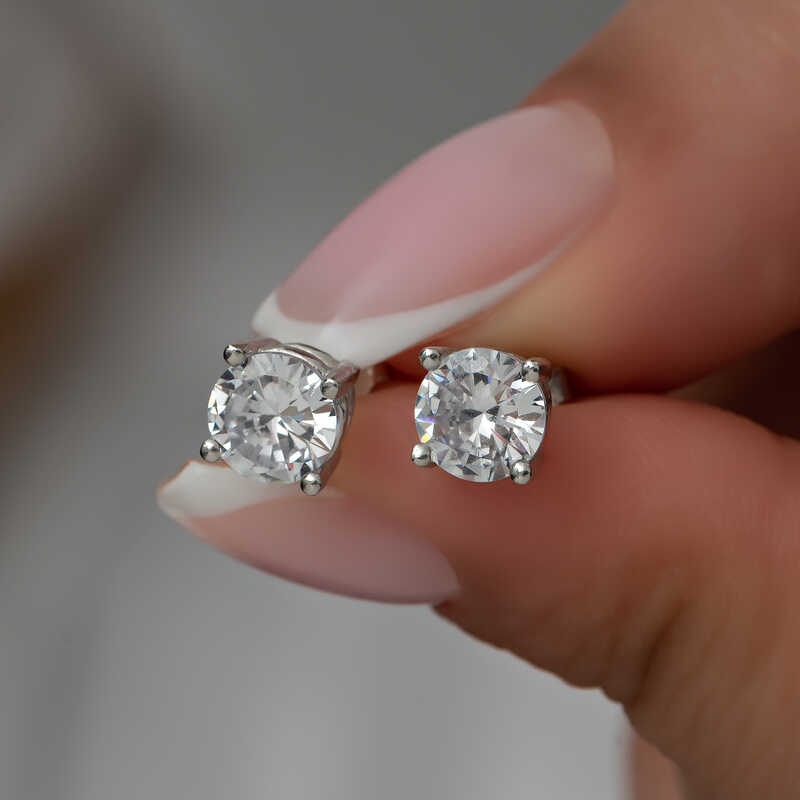 Gümüş 7 mm Beyaz Zirkon Tek Taş Kadın Küpe – Tek Işıltı
