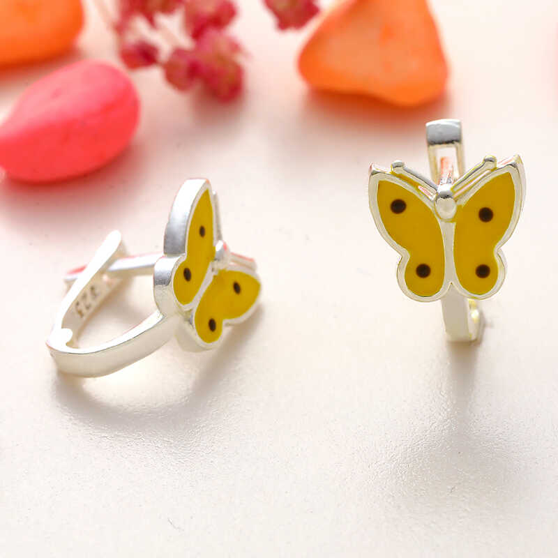 Gümüş Sarı Kelebek Çocuk Küpesi – Değişimin Simgesi | 0,9 cm 1,1 cm 1,6 gr