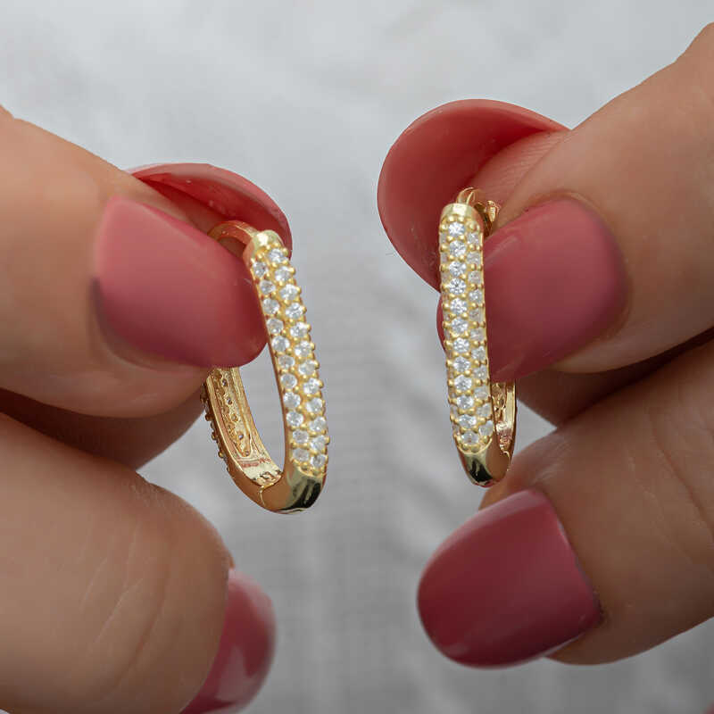 Gümüş Gold Çift Sıra Beyaz Taşlı J Kadın Küpe – Zarif Dokunuş | 925 Ayar