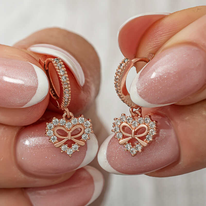 Gümüş Rose Kalp Kurdele Sallantılı Kadın Küpe – Sevginin Simgesi | 925 Ayar