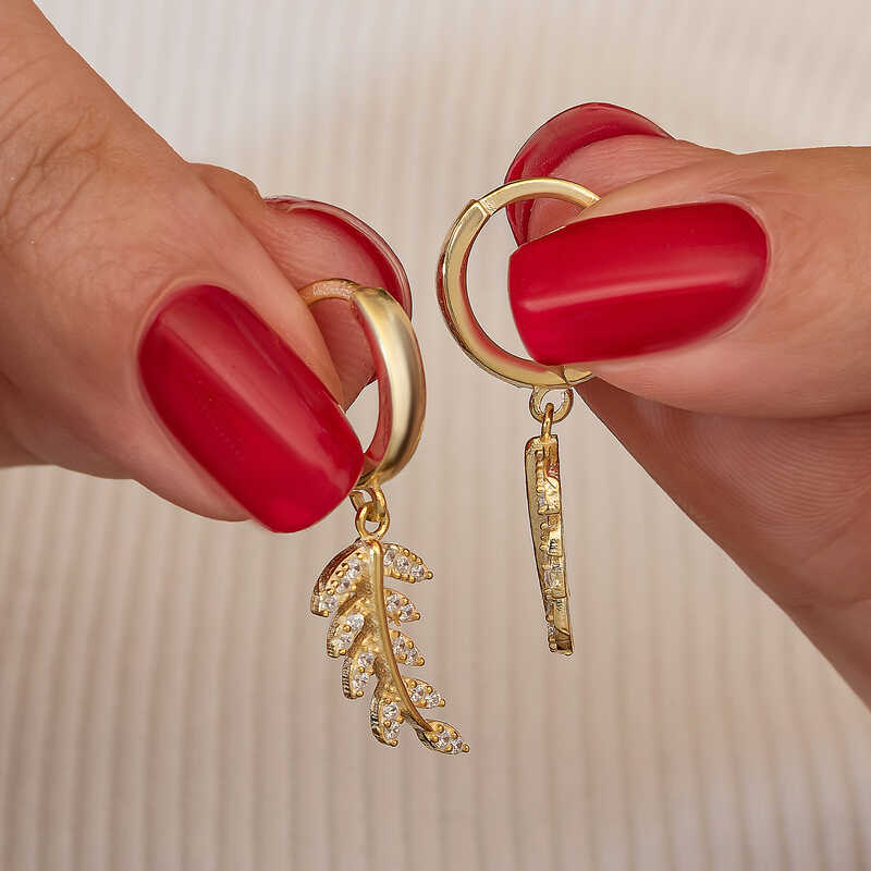 Gümüş Gold Sallantılı Başak Kadın Küpe – Hareketli Işıltı | 925 Ayar