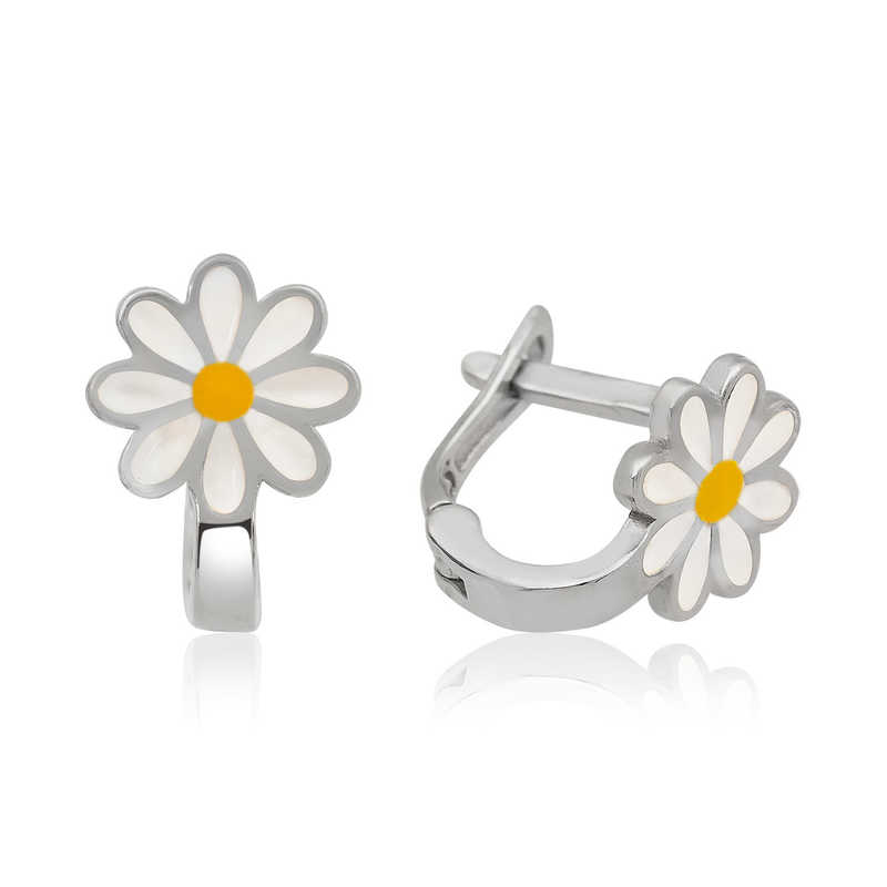 Gümüş Papatya Çocuk Küpesi – Saflığın Çiçeği | 925 Ayar | 0,7 cm 0,7 cm 1,3 gr