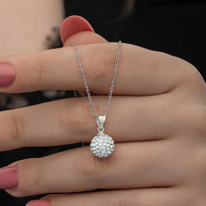 Gümüş Beyaz Kristal Taşlı Kadın Kolye – Günlük Şıklık | 925 Ayar