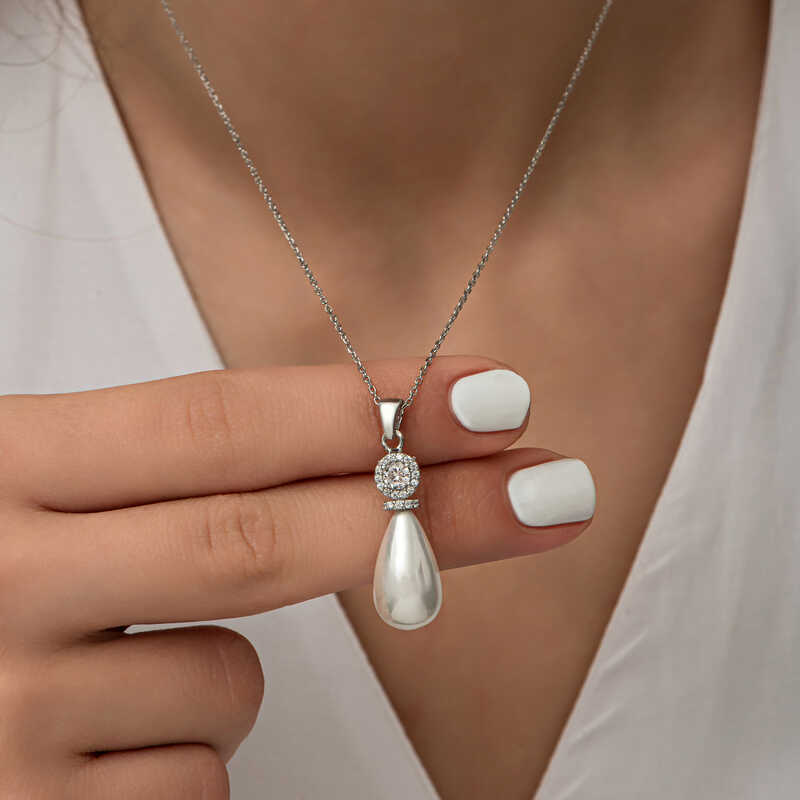Gümüş Damla İnci Kadın Kolye – Zamansız Klasik | 925 Ayar | 0,8 cm 2,4 cm 4 gr