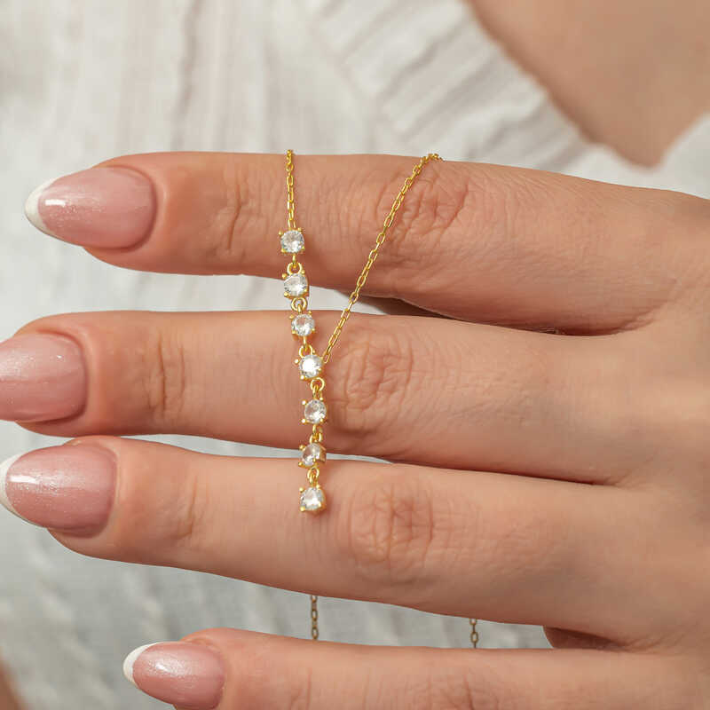 Gümüş Zirkon Sıra Taşlı Gold Kadın Kolye – Günlük Şıklık | 925 Ayar