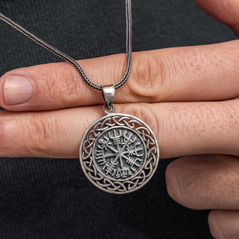 Gümüş Vegvisir Viking Pusulası Erkek Kolye – Günlük Şıklık | 925 Ayar